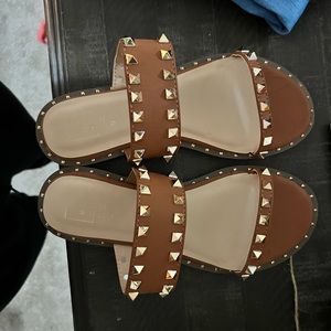 Studded Vici Camel Sandals